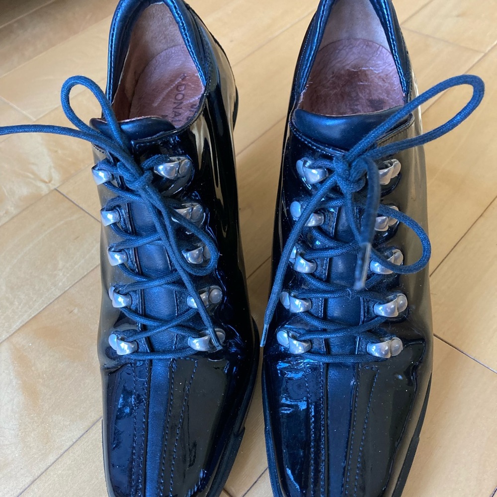 Donald J Pliner patent leather lace up booties, size 6